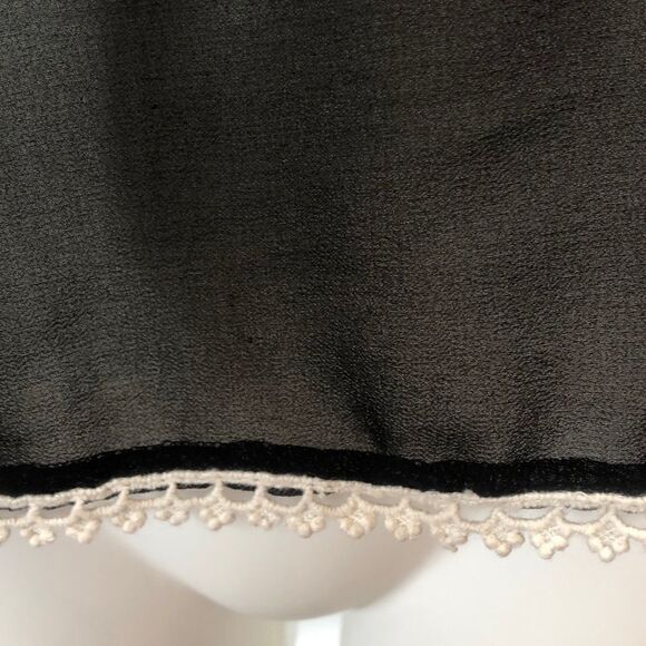 Umgee small crochet neckline black sheer blouse lace - Picture 3 of 7